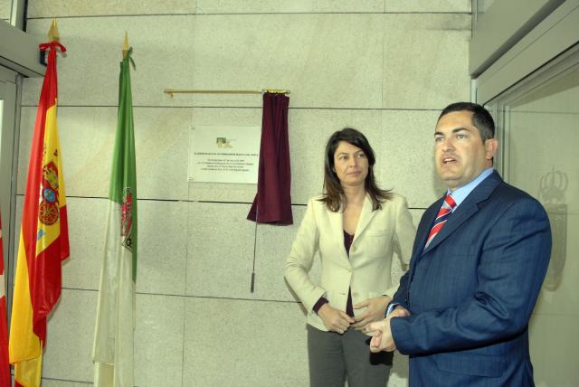 El alcalde y la consejera de Educación inauguran el Centro de Formación Municipal