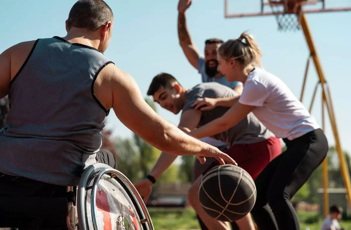 Ruedas y Canastas: El nuevo proyecto de deporte inclusivo del IES Ventura Rodríguez de Boadilla