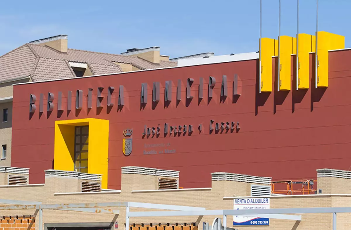 La biblioteca José Ortega y Gasset de Boadilla celebra su décimo aniversario con múltiples actividades
