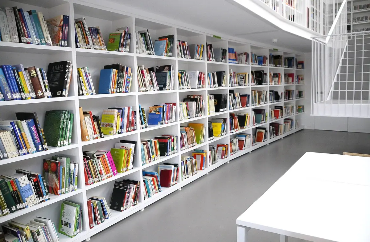 Las bibliotecas municipales y salas de estudio de Boadilla amplían su horario de apertura 