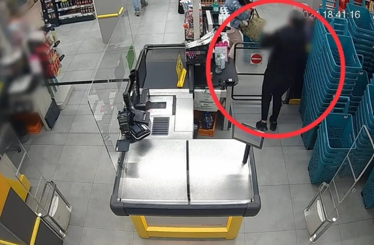 Tres mujeres detenidas por hurtos en supermercados de Boadilla y otros municipios madrileños: así actuaban