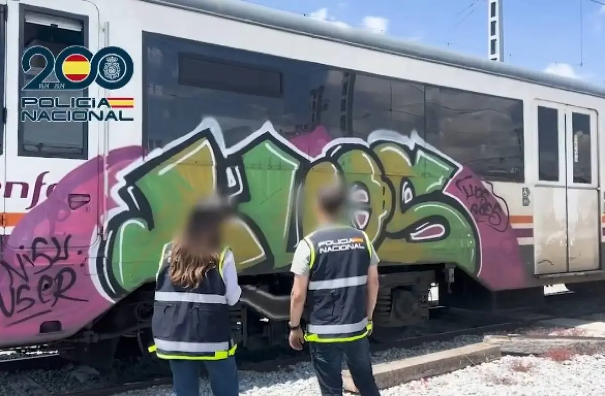 Detenidos en Boadilla miembros de una red de grafiteros que vandalizaban trenes de toda España