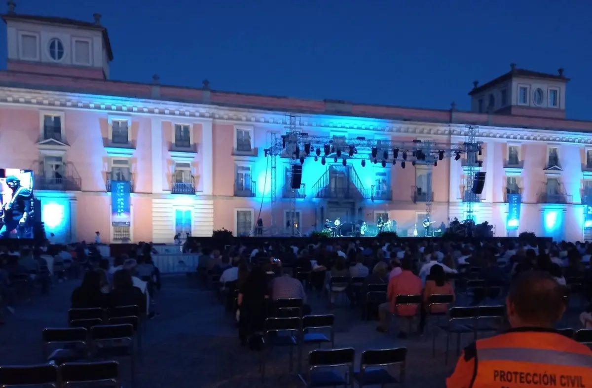 Espectáculos para las noches de junio en los jardines del Palacio