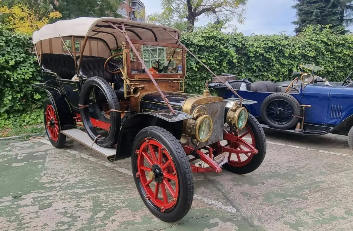 Coches de época, históricos y clásicos se expondrán en Boadilla este fin de semana