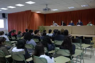 El Alcalde y la directora general de Juventud inauguran las XIII Jornadas de Orientación al Estudiante