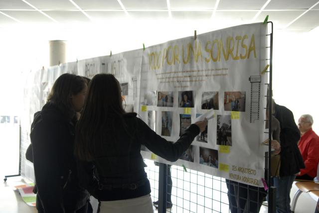 Los estudiantes de Boadilla "Comparten su Mirada" fotográfica con los más necesitados