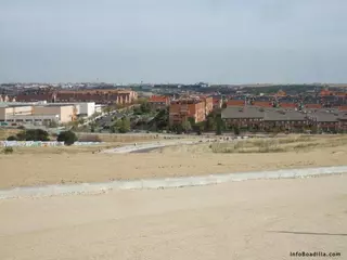 El Ayuntamiento cede una parcela municipal para la construcción de 230 viviendas de protección pública