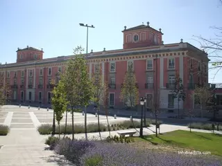 Ayto: "La titularidad municipal del Palacio del infante D. Luis está garantizada por Ley"