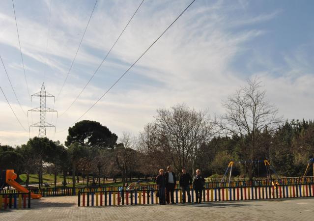 El PSOE de Boadilla denuncia otra promesa incumplida del PP: el soterramiento de líneas de alta tensión en las urbanizaciones