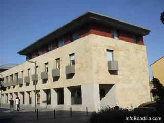 Ayto: "El Psoe intenta atentar contra la independencia de los jueces"