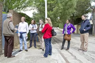 Fin de semana informativo puerta a puerta en las Urbanizaciones Históricas