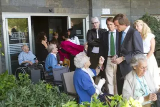 El alcalde visita la Residencia Sergesa con motivo del Día Mundial del Alzheimer