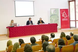 González Terol inaugura el ciclo de conferencias dirigidas a Emprendedores en el Centro de Empresas