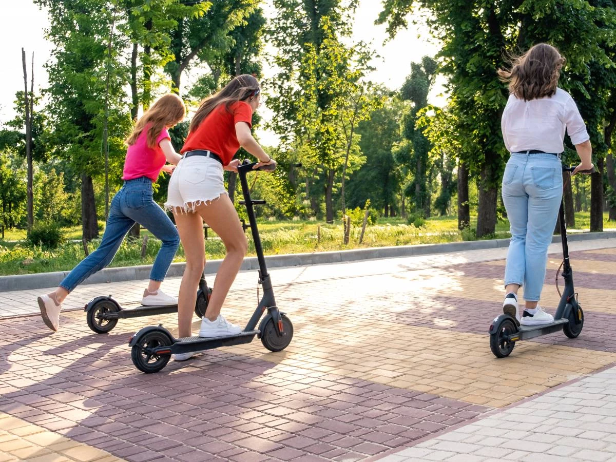 Patinetes en Boadilla: Casco obligatorio 