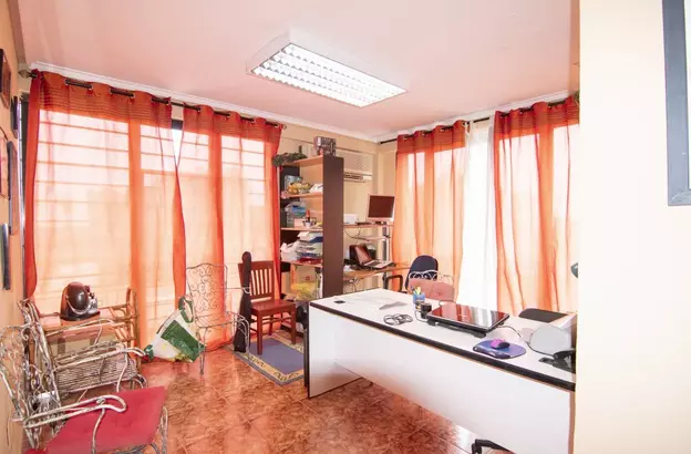 Local en venta con opcion cambio de uso