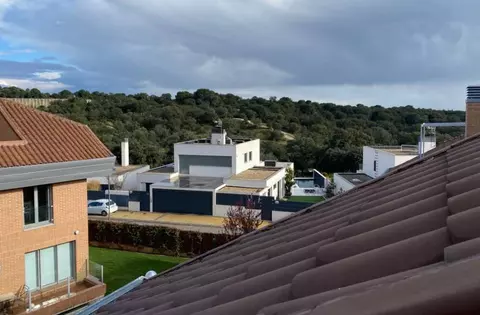 Adosado en venta en Valdecabañas Urb. Los Fresnos