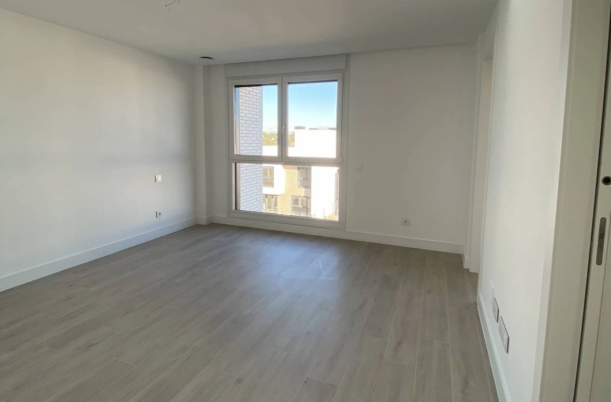 Se alquila chalet de Obra nueva en Urb. Monte de la Villa