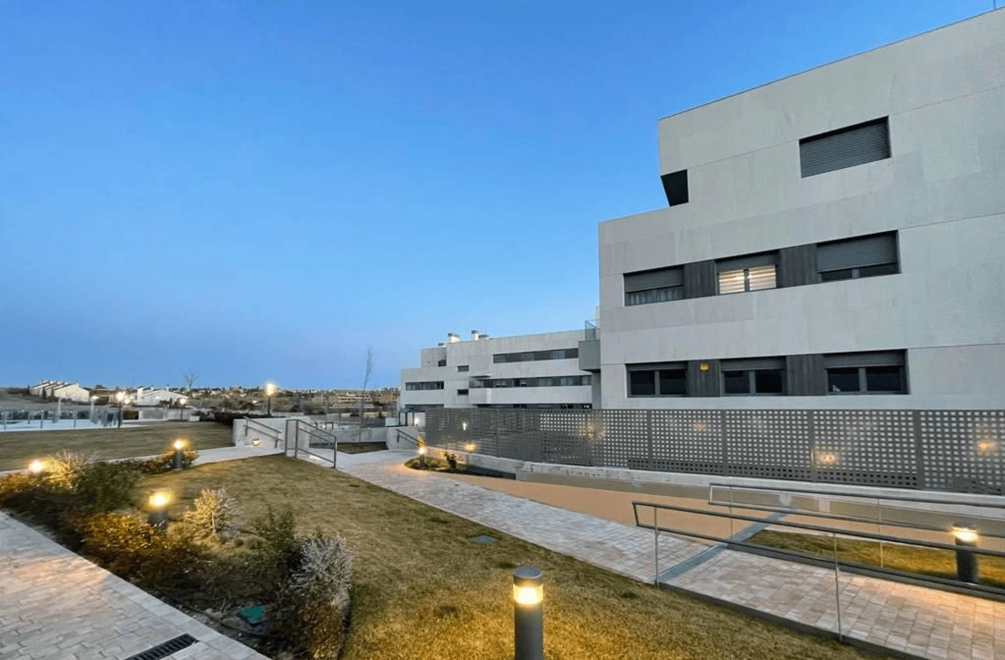 Piso en alquiler en avenida Víctimas del Terrorismo Boadilla del Monte