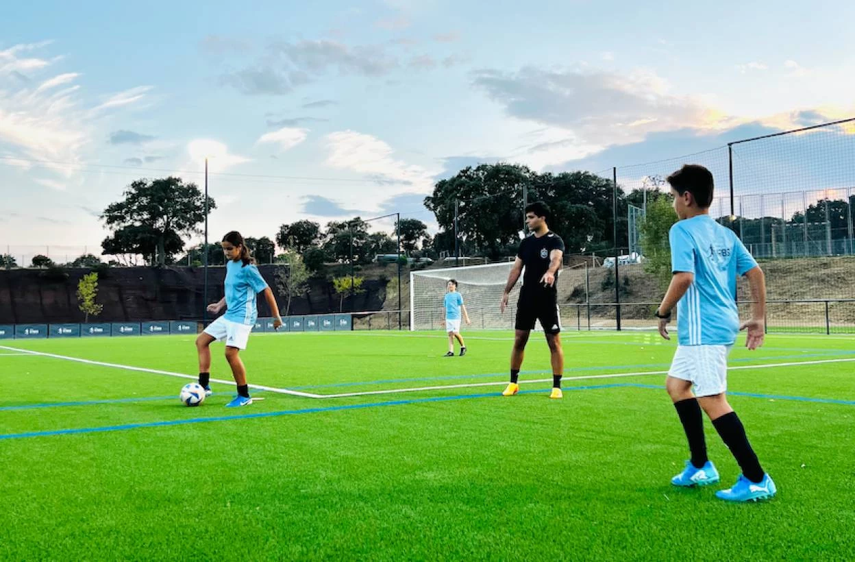 Equipo de Fútbol Infantil (2011 y 2012 - 13 y 12 años) y Alevín (2013 y 2014 - 11 y 10 años)