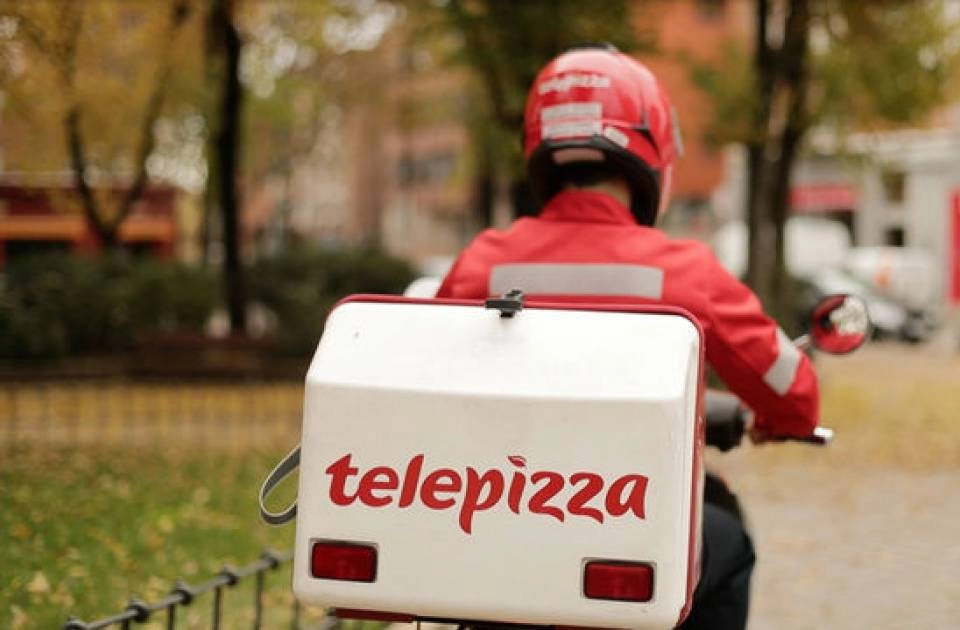 REPARTIDORES DE COMIDA A DOMICILIO