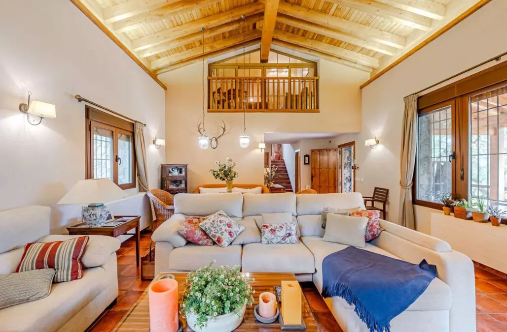 ¡¡¡PRECIOSA FINCA DE RECREO ALREDORES DE GREDOS!!!
