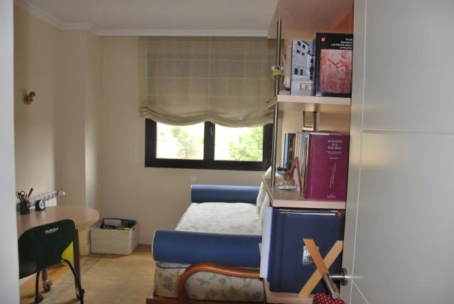 Alquilo habitación exterior so