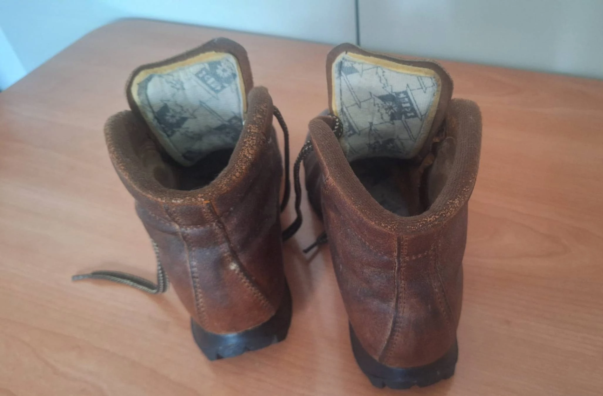 VENDO BOTAS MONTAÑA KAMET