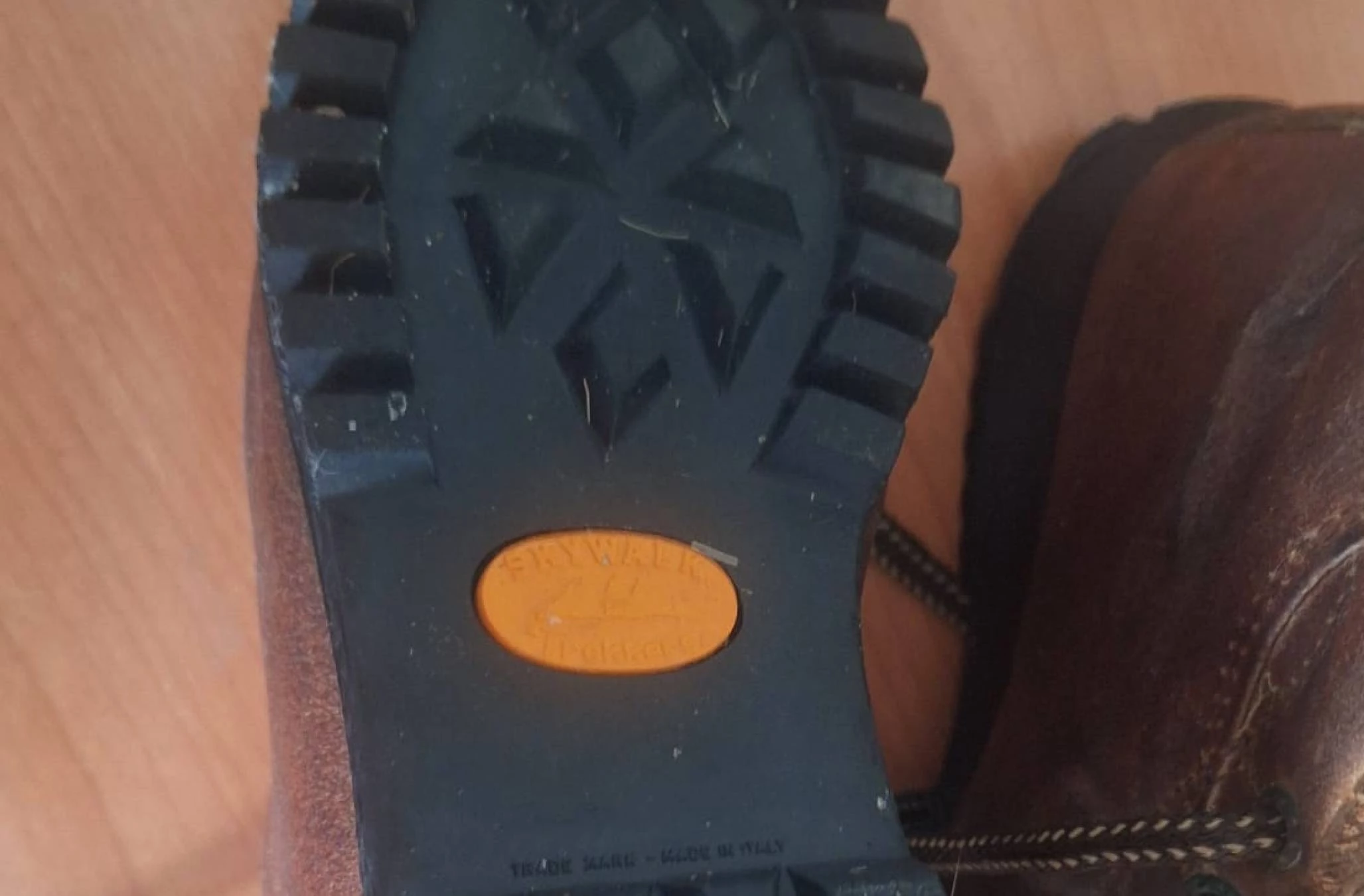 VENDO BOTAS MONTAÑA KAMET