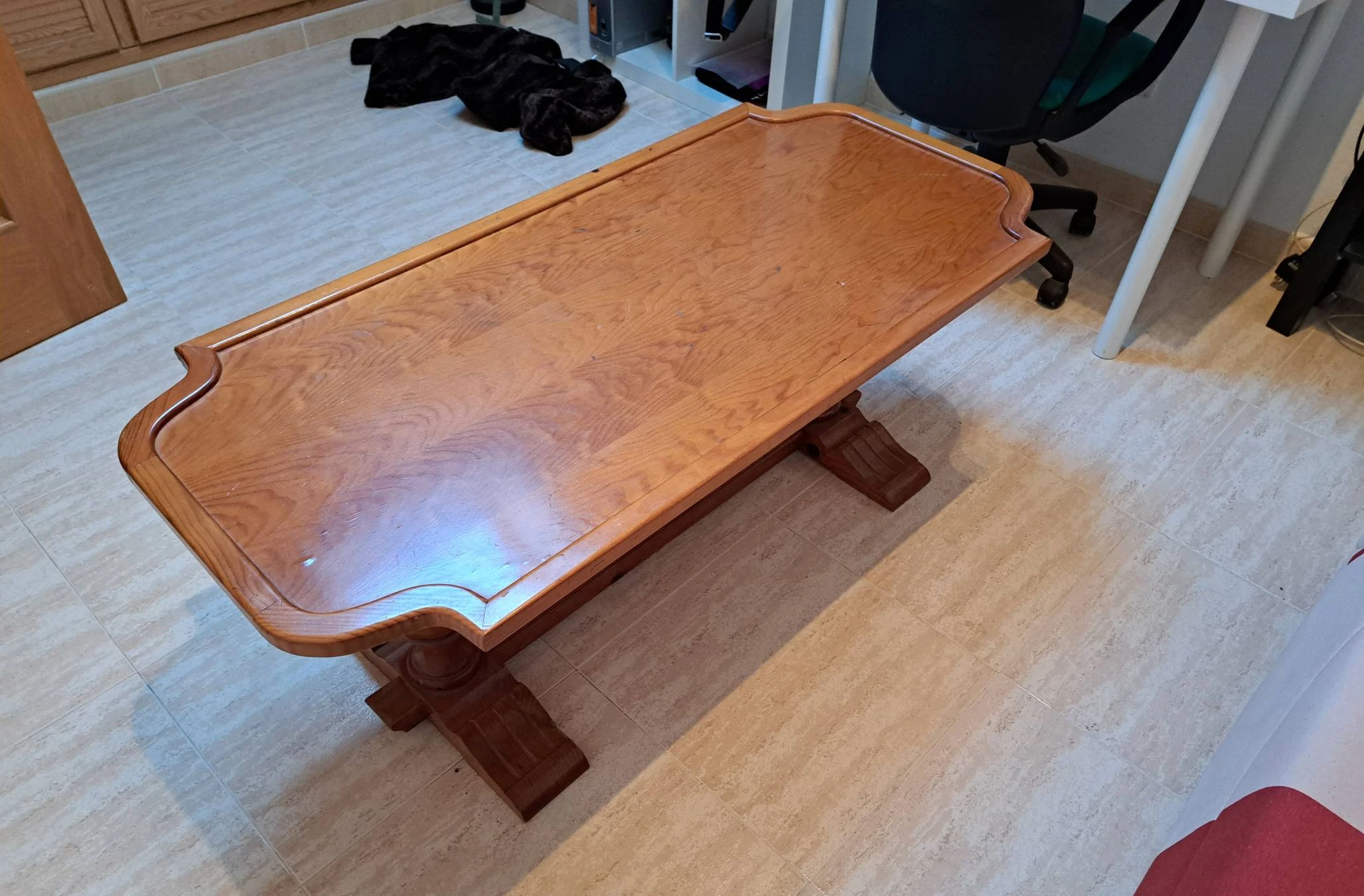 EN VENTA MESA DE PINO MACIZO