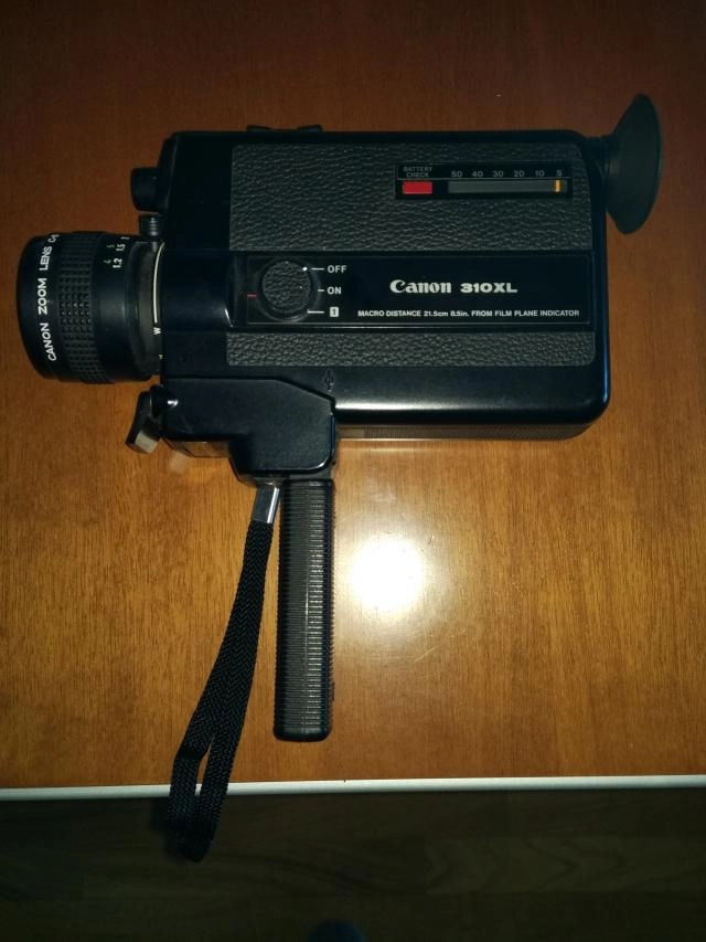 Vendo proyector y cámara super