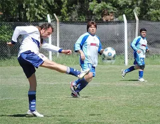 Fútbol por las mañanas para adultos