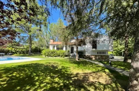 Chalet Independiente Las Lomas 